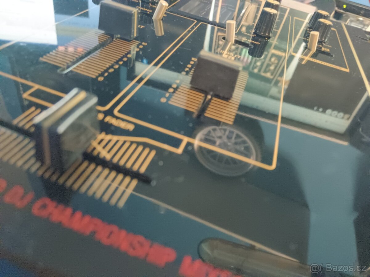 Profesionální analogový DJ mix Technics SH-DJ1200 - 2