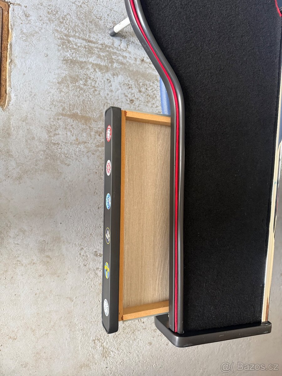 Stolek na přístrojovku DAF - 2