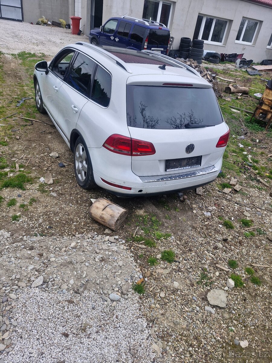 Rozpredám VW touareg 7p - 2