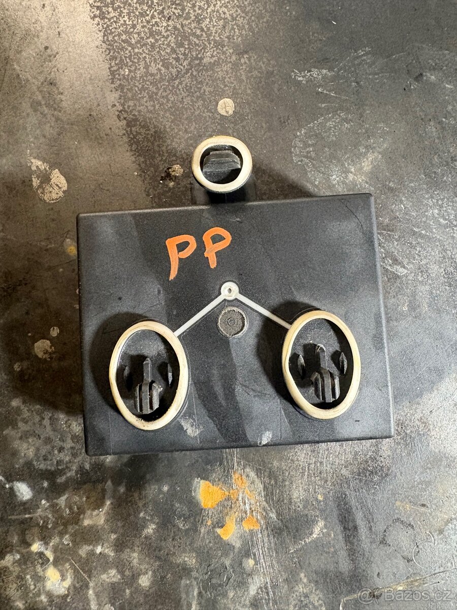 Řídicí modul dveří Audi - 2