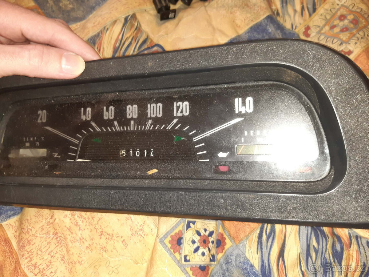 Tachometr Škoda 1203 - 2