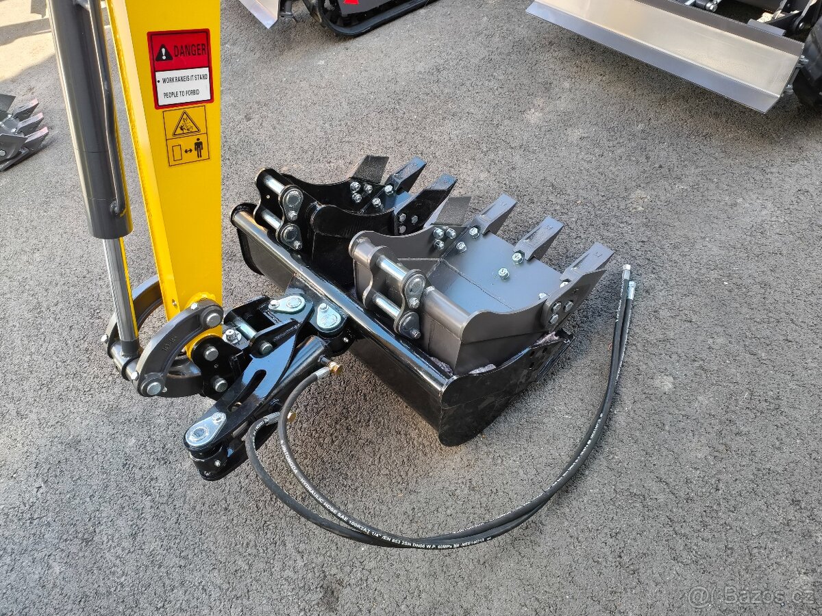 Minibagr 1350kg s kabinou - 2