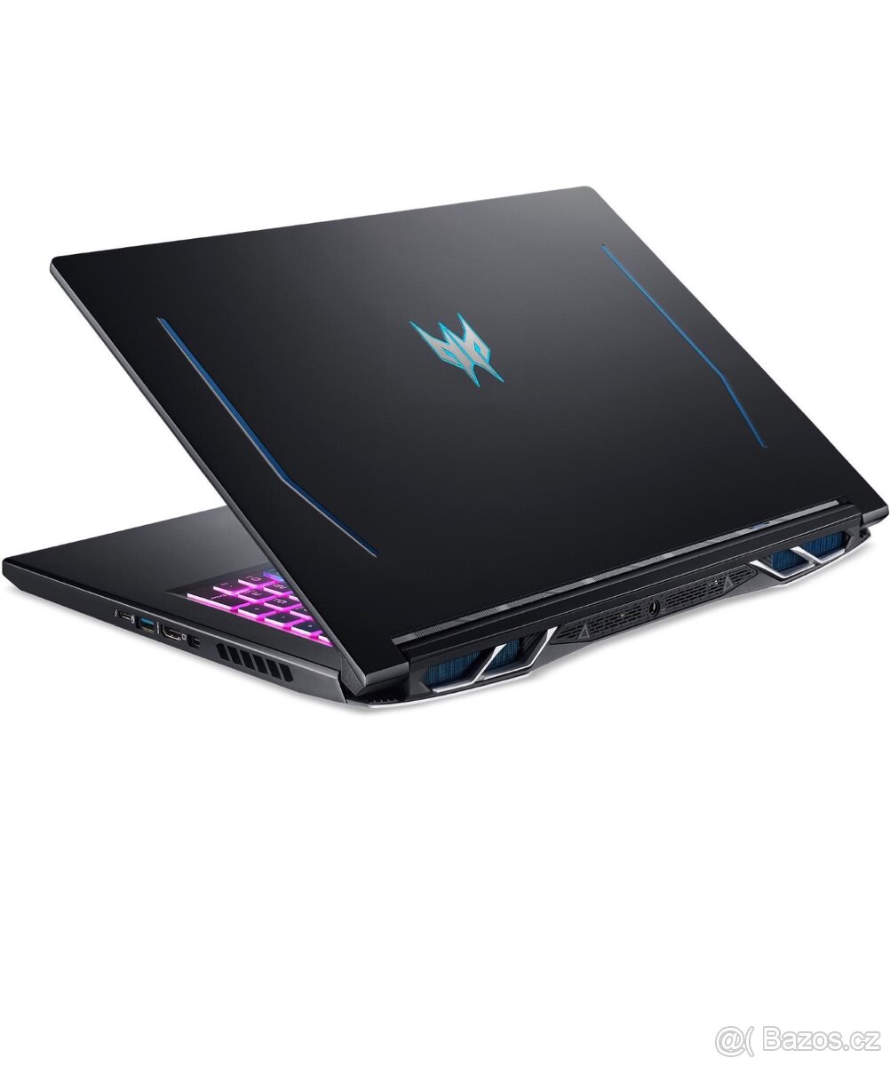 Acer Predator Helios 300 Abyssal Black kovový - 2