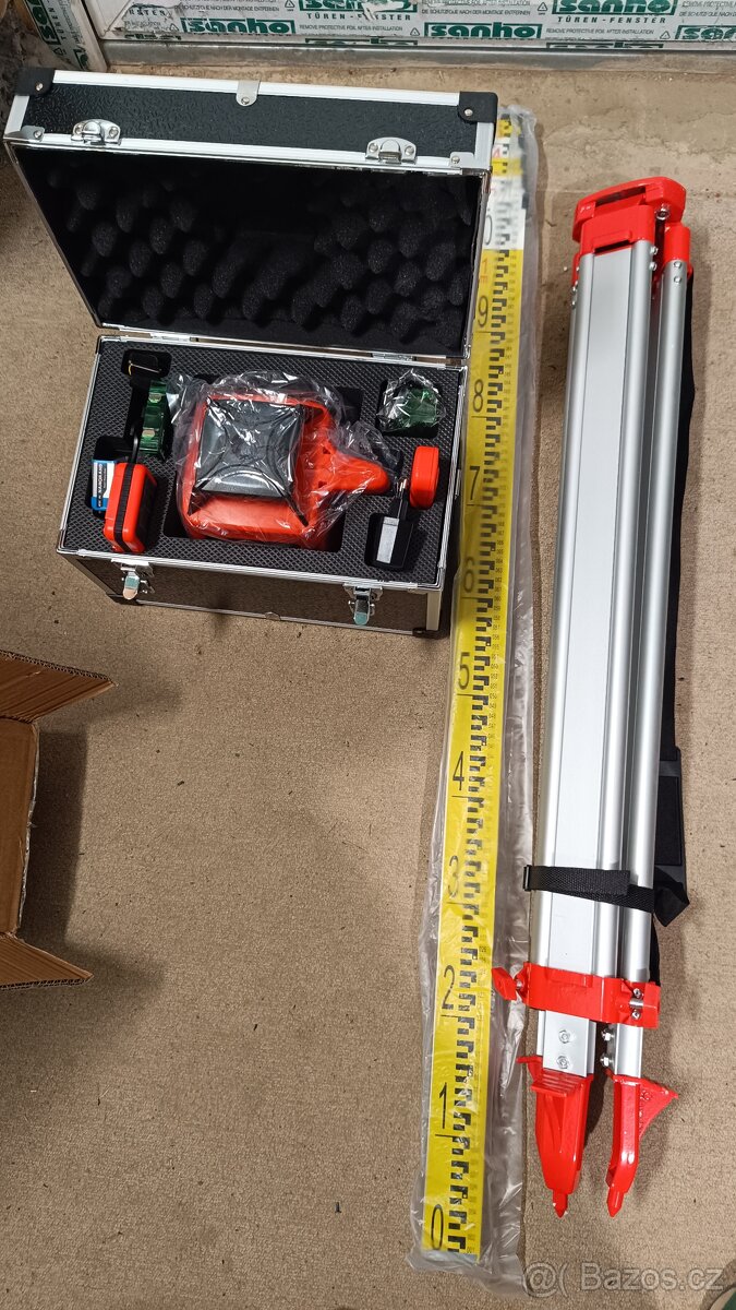 Rotační laser nivelák zelený/červený paprsek - 2