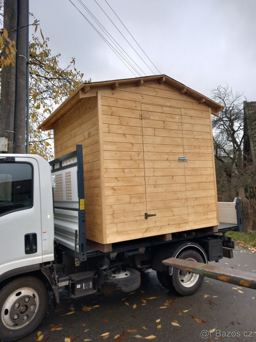 Prodám dřevěný prodejní stánek - 2