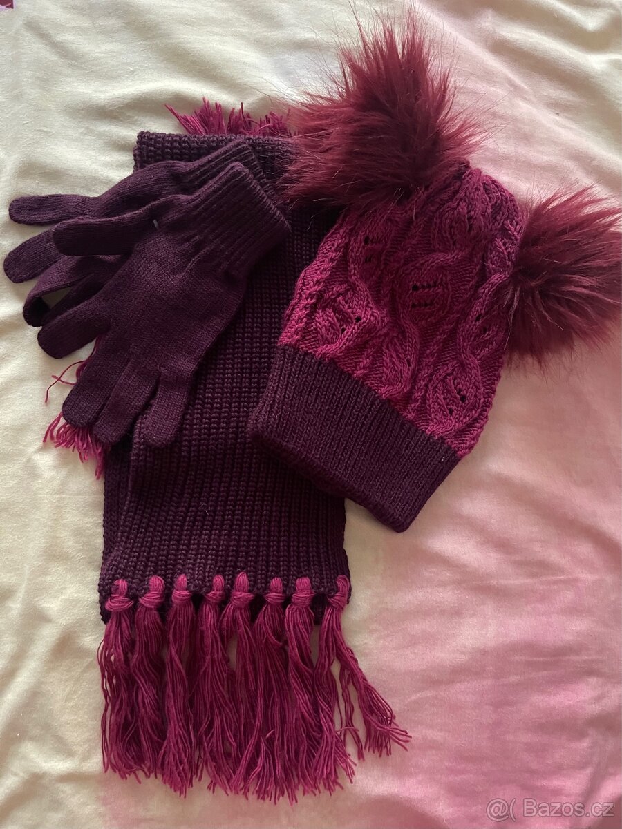 Zimní set-sada čepice,šála a rukavice. - 2
