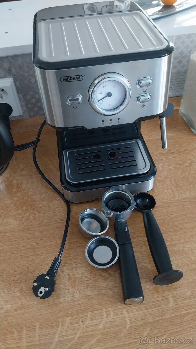 Pákový kávovar HiBREW s tryskou – plně funkční, nepoužívaný - 2