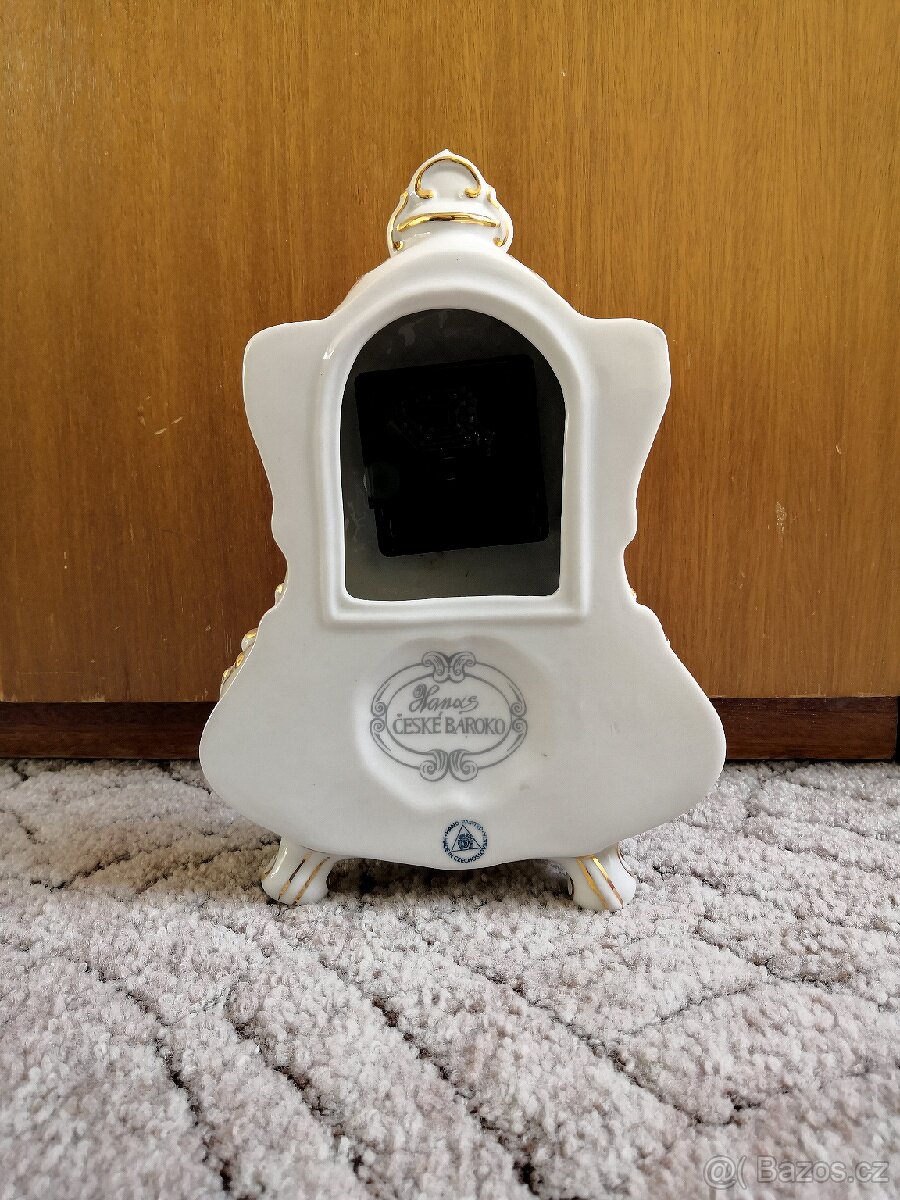 PORCELÁNOVÉ HODINY BAROKO - 2