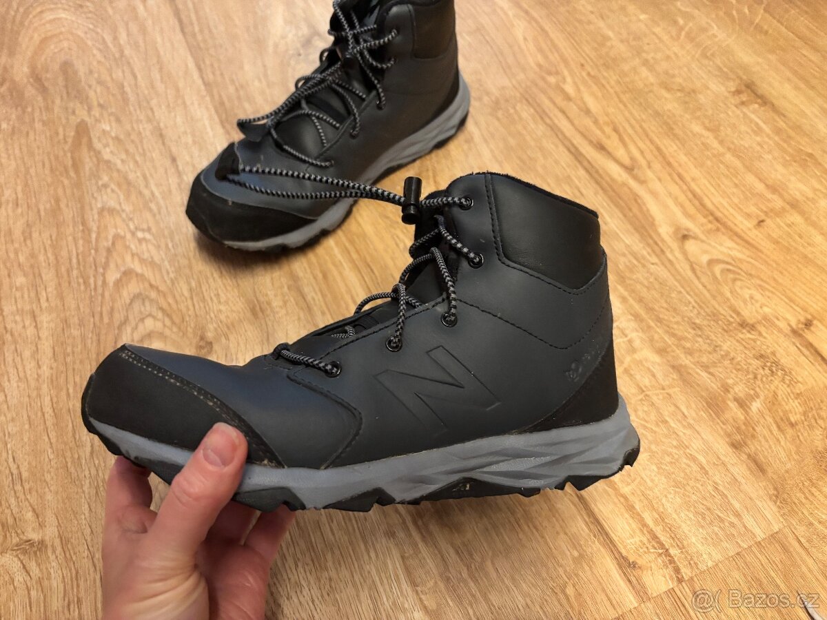 Dámské kotníkové boty New Balance, vel. 38 - 2