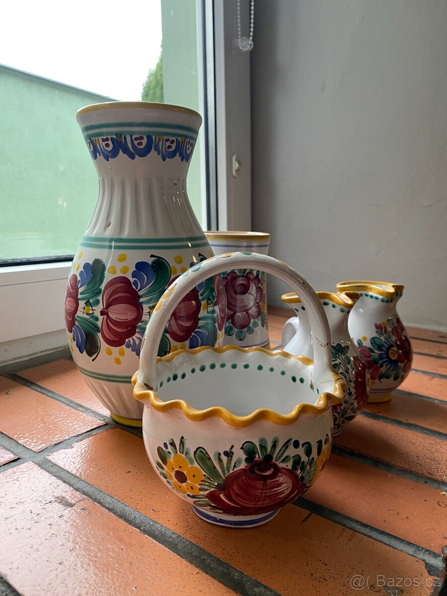 Sada malované keramiky - 2