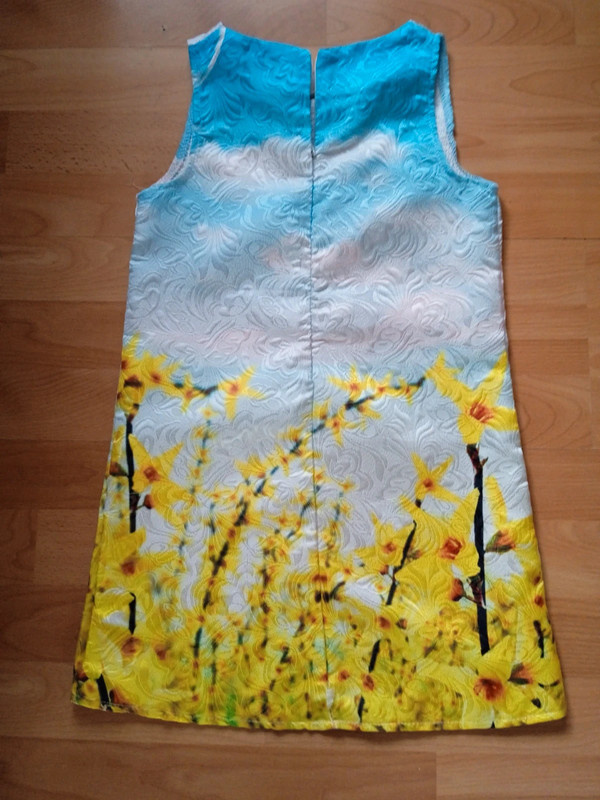 Dívčí šaty s Mášou vel. 134/140 - 2