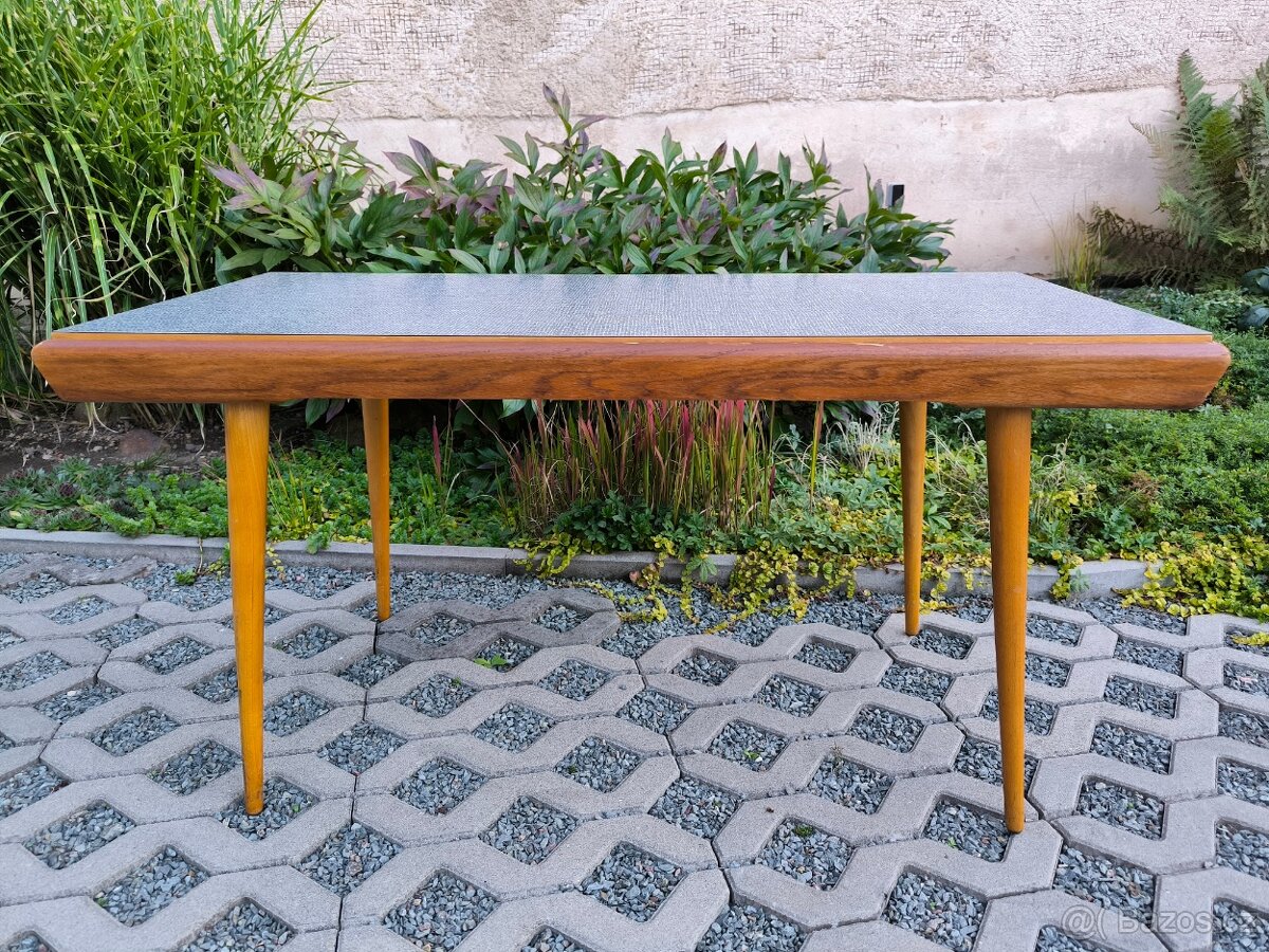 Retro konferenční stolek J. Jiroutek - Brusel - 2