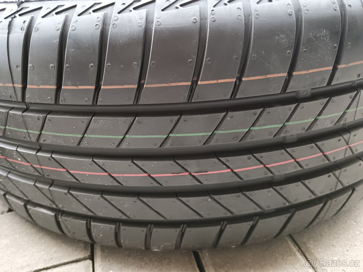 Top LETNI 18" PROCYON ORIGINAL SKODA KAROQ 2025 - 2