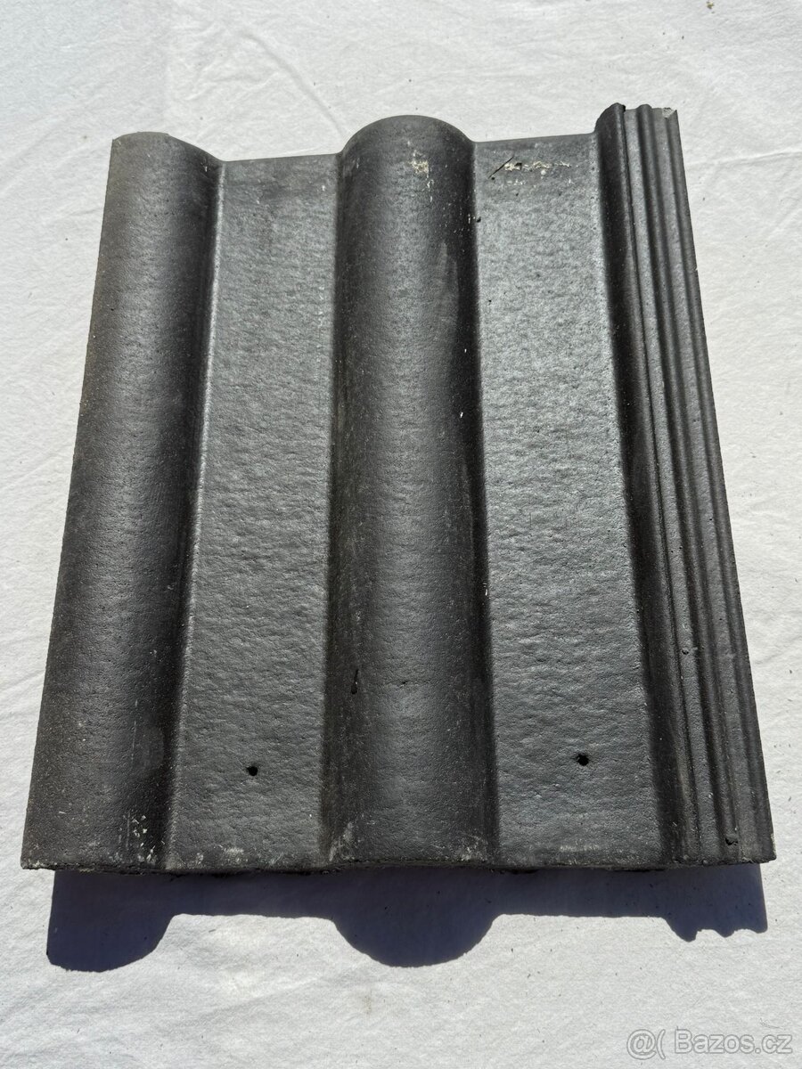 Střešní taška - KM Beta černá - 2