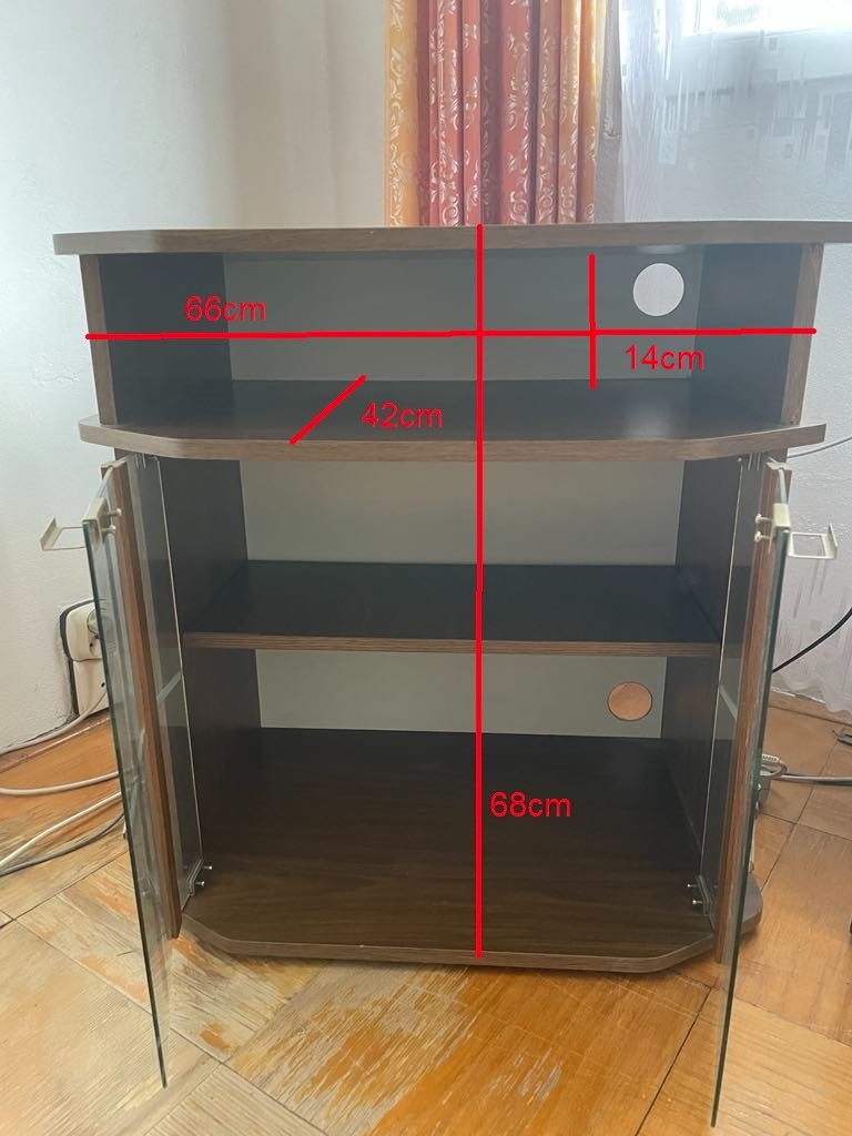 Stolek pod televizi - 2