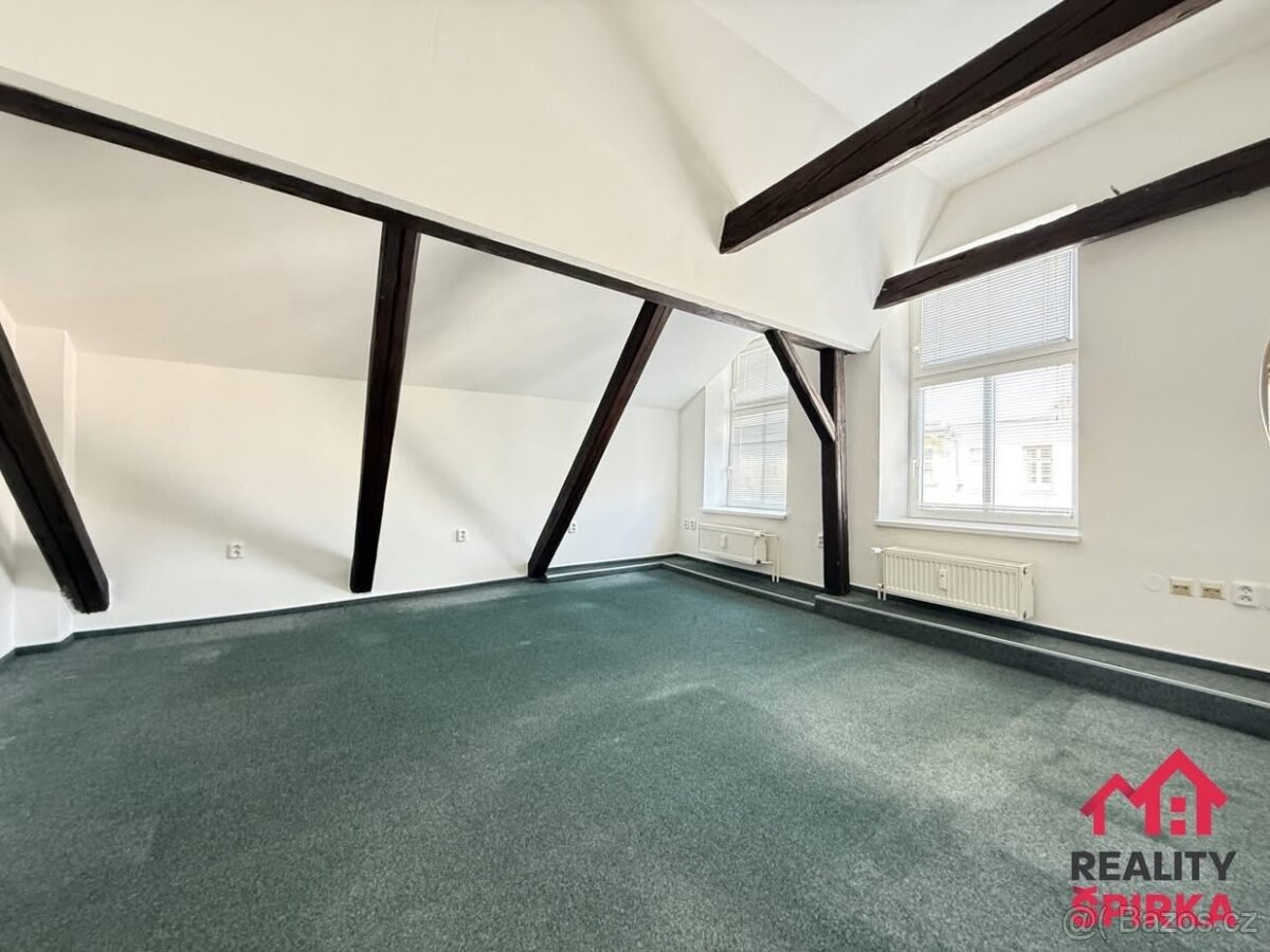 Pronájem komerčních prostor 50 m2, Svitavy - náměstí - 2