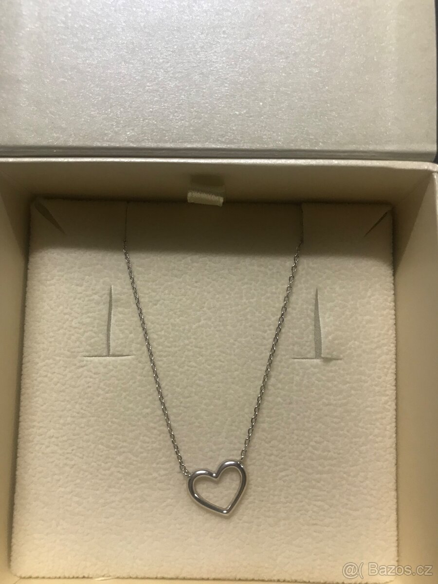 APART ŘETÍZEK SE SRDÍČKEM - 2