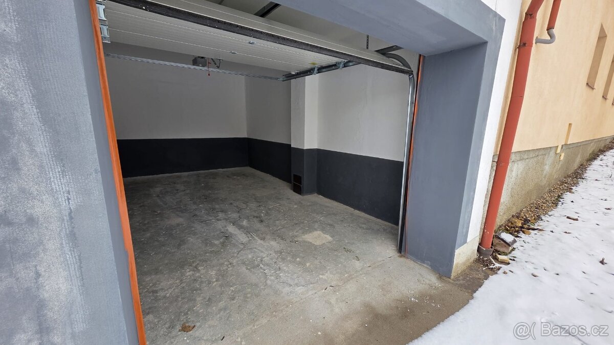 GARÁŽ 21m2 / pronájem, MŠENÉ-LÁZNĚ - 2