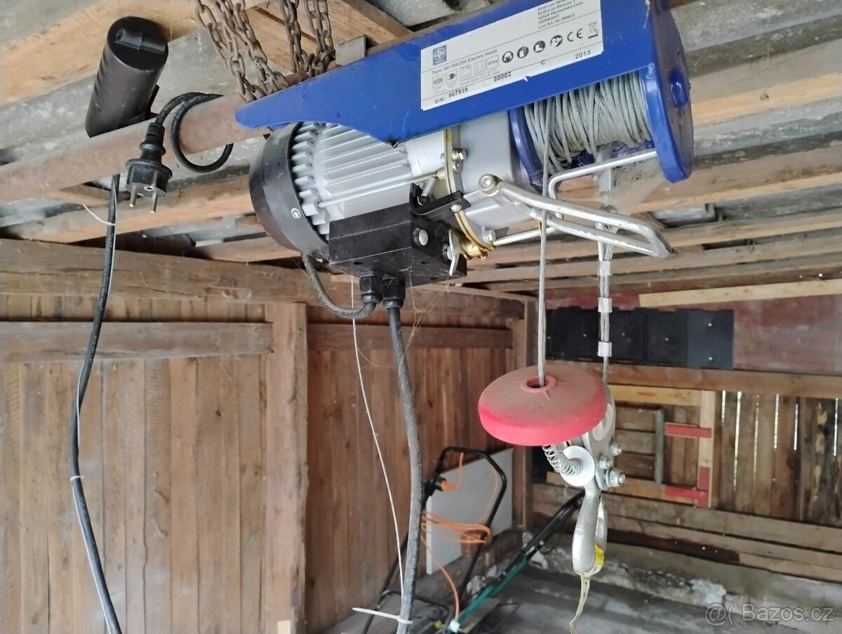 Stavební elektrický vratek - 2