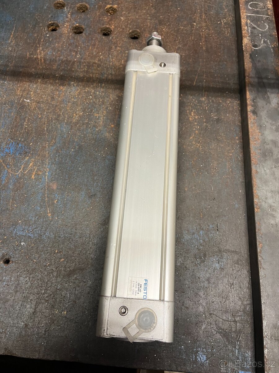 Nový pneumatický píst - 2