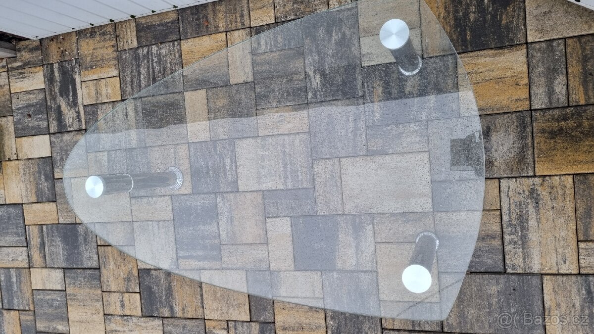 Skleněný stolek - 2