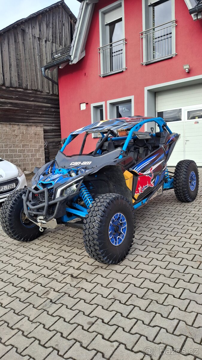 Can am maverick x3 - 2