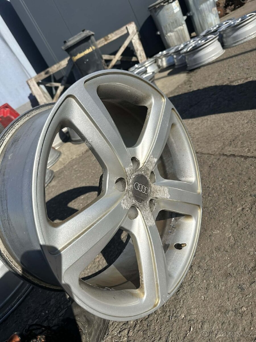 Alu disky Audi Q5 - 2