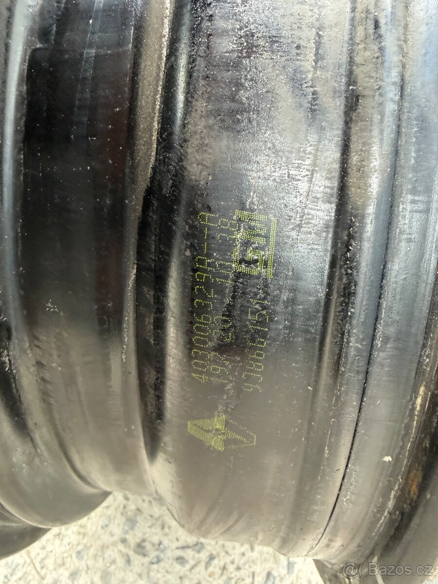 Prodám plechové dysky origo Renault 16" - 2