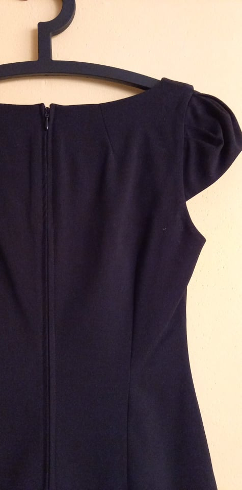 Pouzdrové šaty vel. S - 2