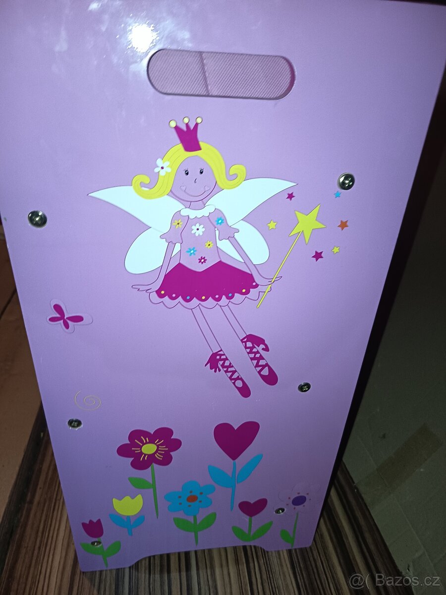 Ukládací skříňka s devíti boxy - 2