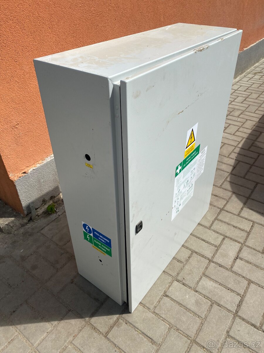 Rozvaděč / rozvodná skříň - 2