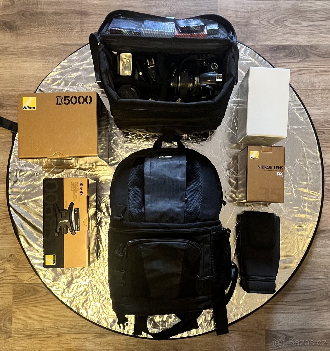 Nikon D5000 + příslušenství - 2