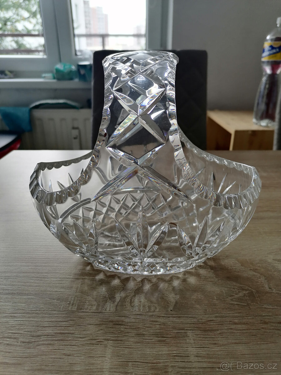 Broušené sklo. - 2