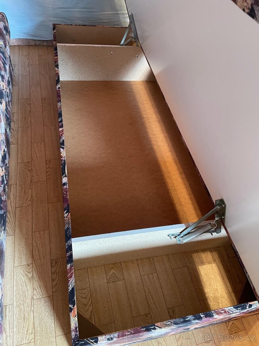 Válendy s úložnými prostory - 2