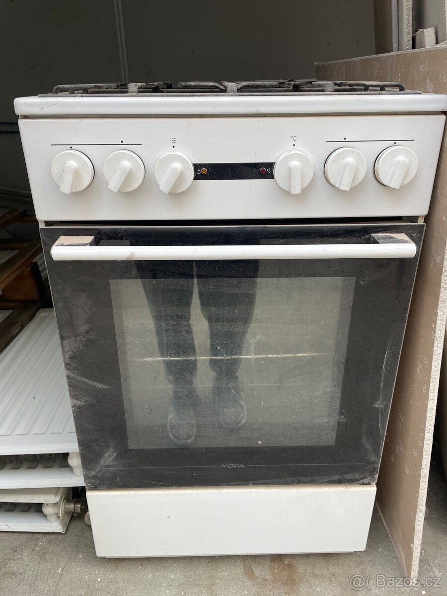Kombinovaný sporák Mora - 2