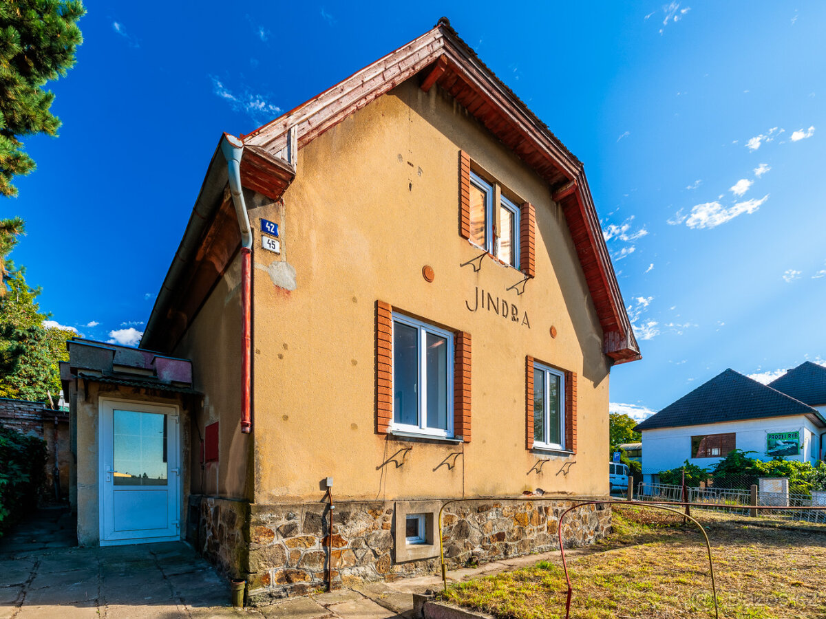 Prodej rodinného domu 103m2, Strakonice - 2