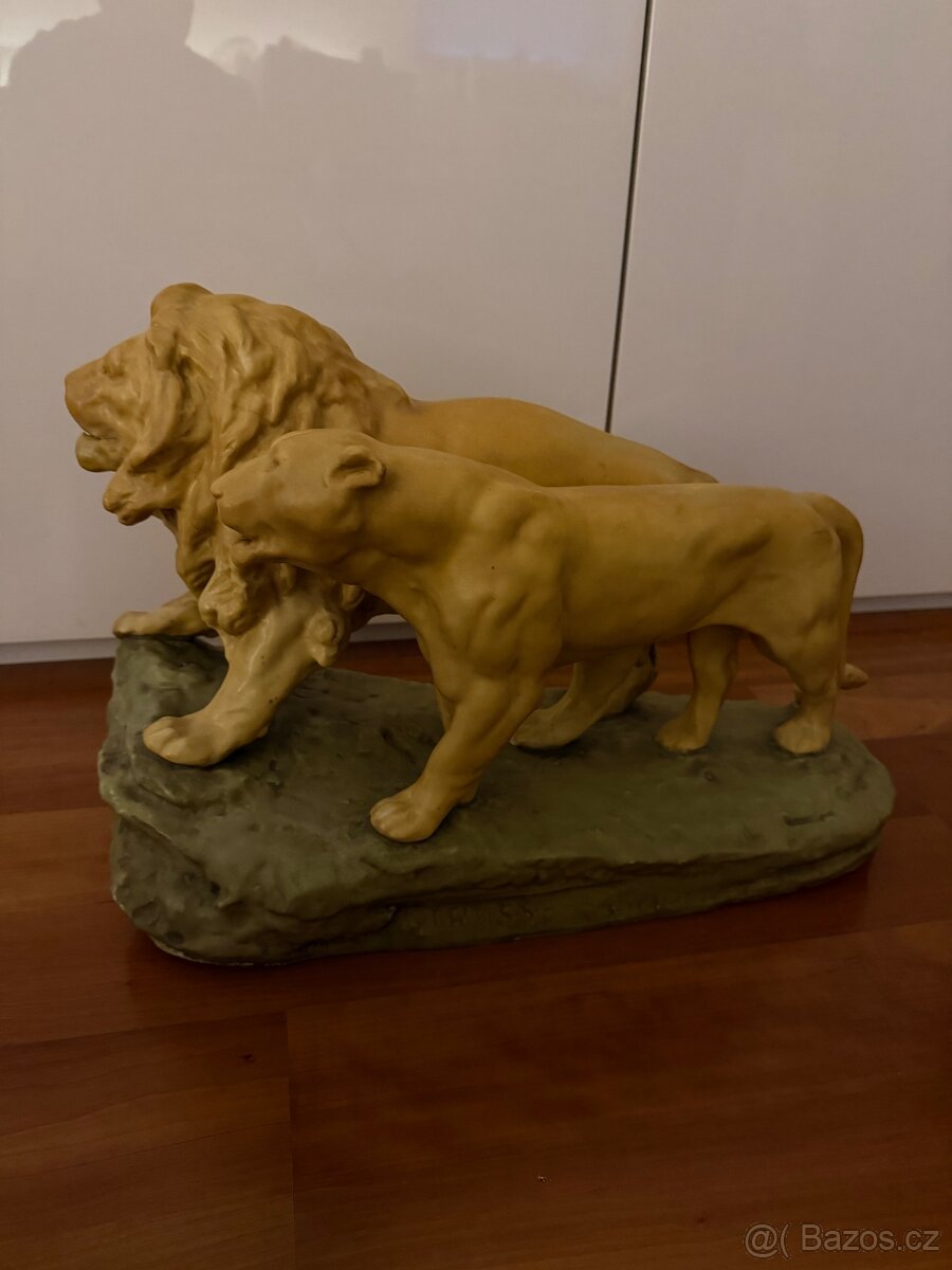 IMPERIAL AMPHORA AUSTRIA - Sousoší lva a lvice - 2