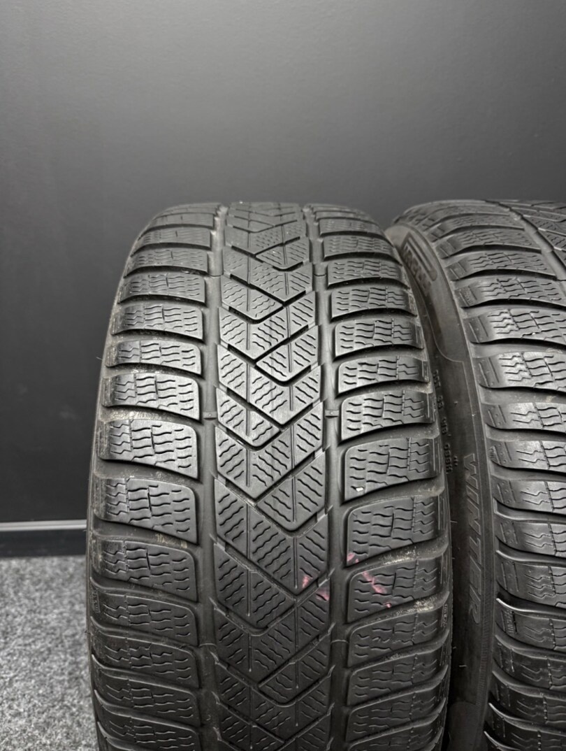 2ks pneu Pirelli 235/45/18 98V - 2