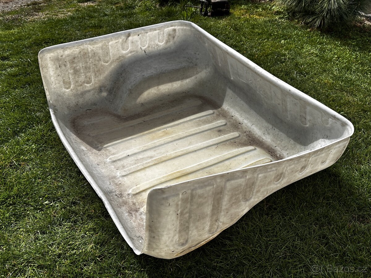 Nissan Patrol Y61 vana do kufru - 2