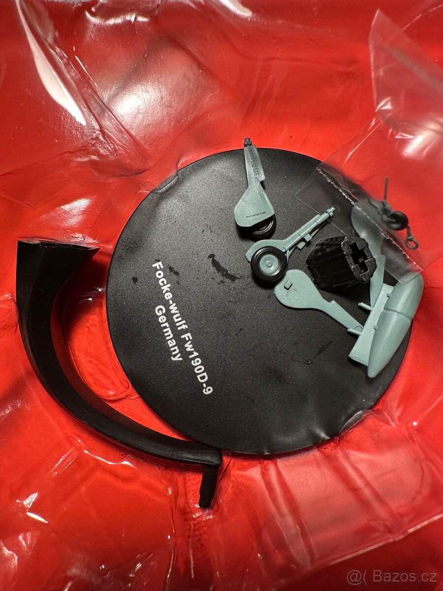 Model letadla FW190 - 2