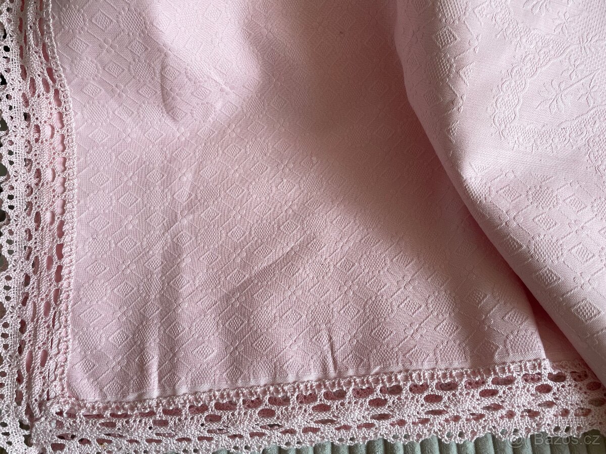 Krásný přehoz, nebo ubrus - 2