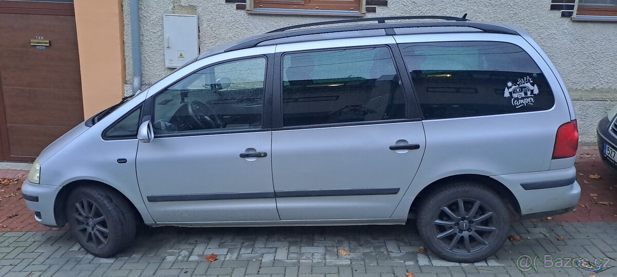VW Sharan 2,0 tdi ,103 kw - 2