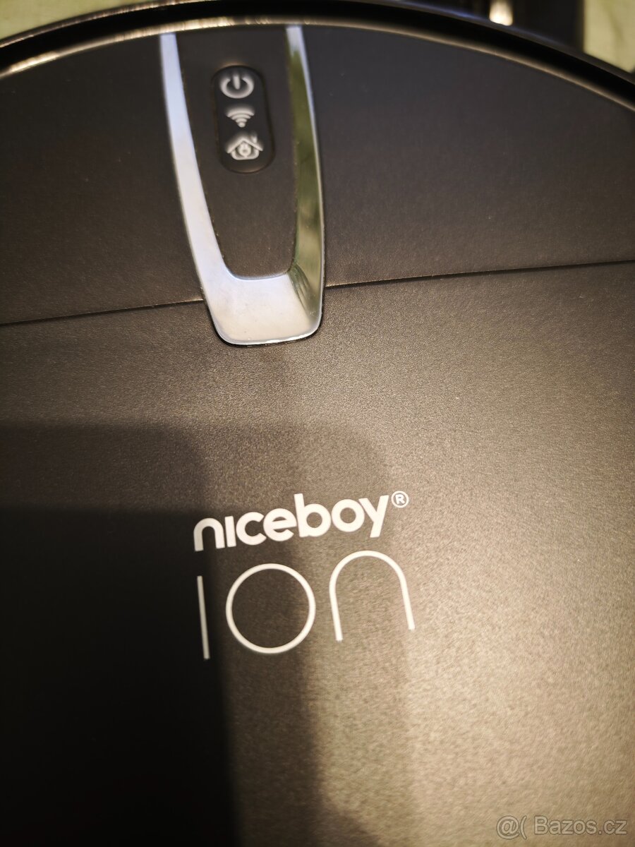 Prodám Robotický vysavač Niceboy - 2