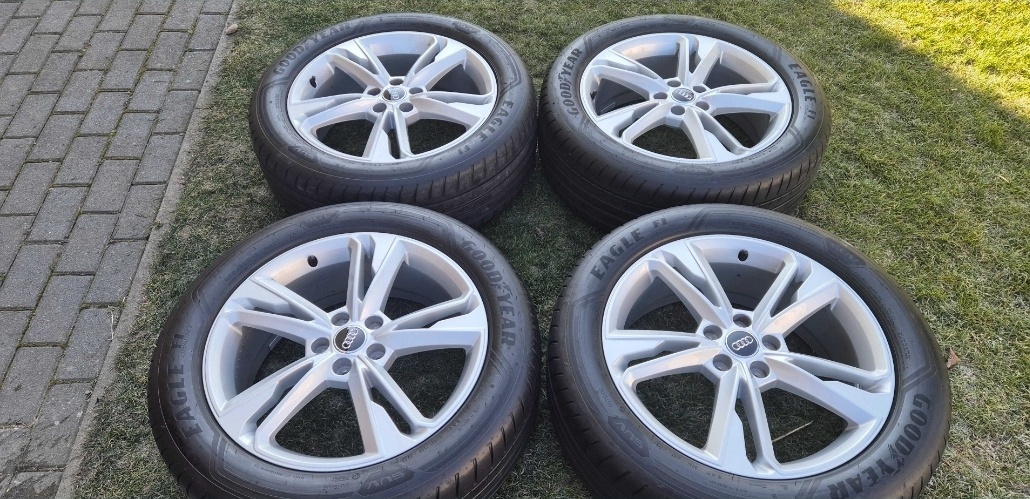 Originálni letní alu sada kol Audi Q3 R19 - 2