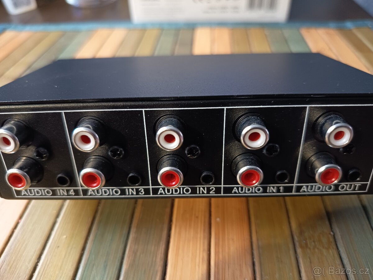 Prodám audio přepínač - 2