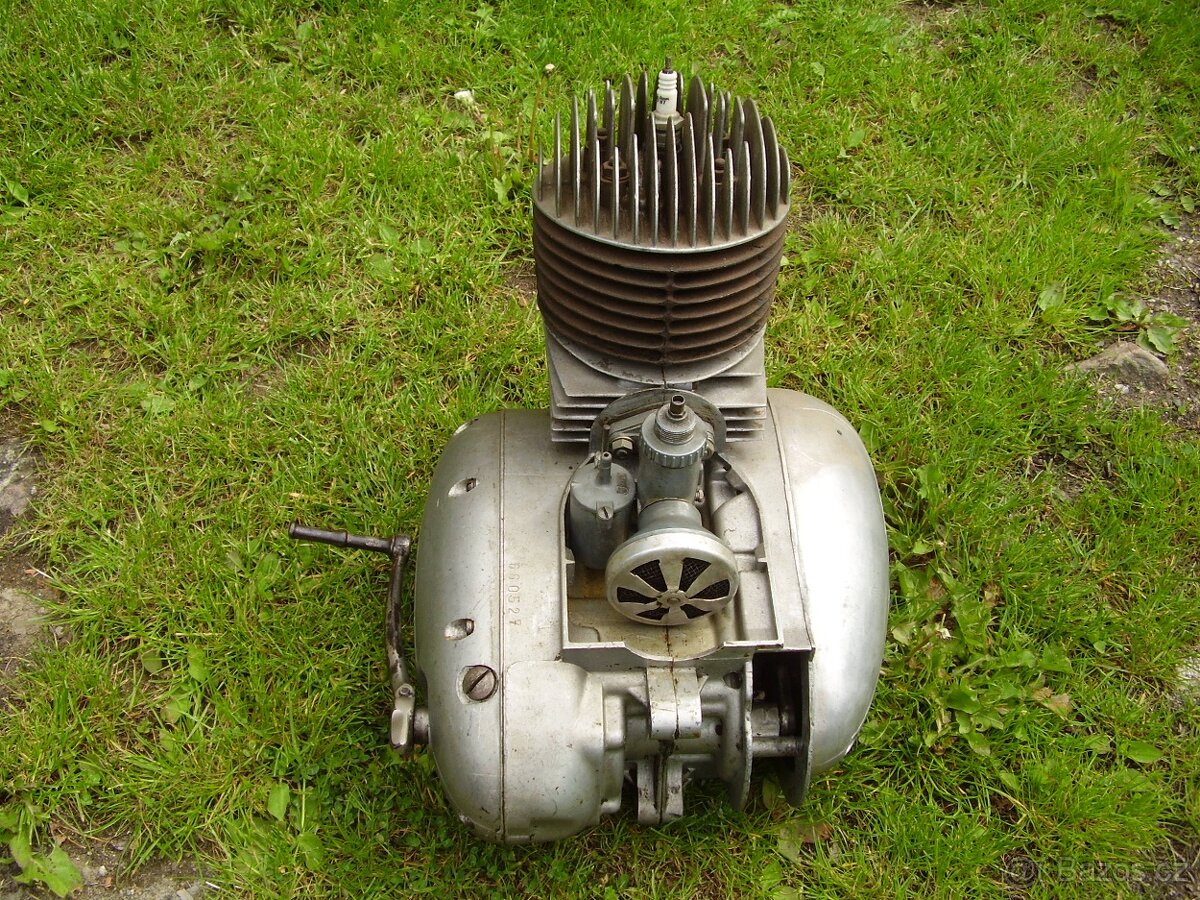 jawa 175 motor - 2