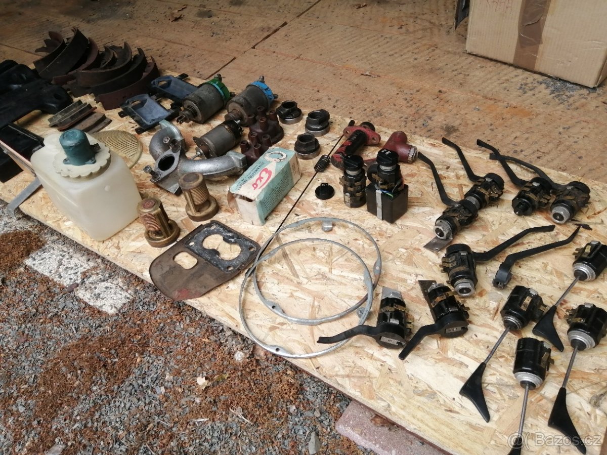 DÍLY ŠKODA 100,110 ,1000,Octavia a další - 2