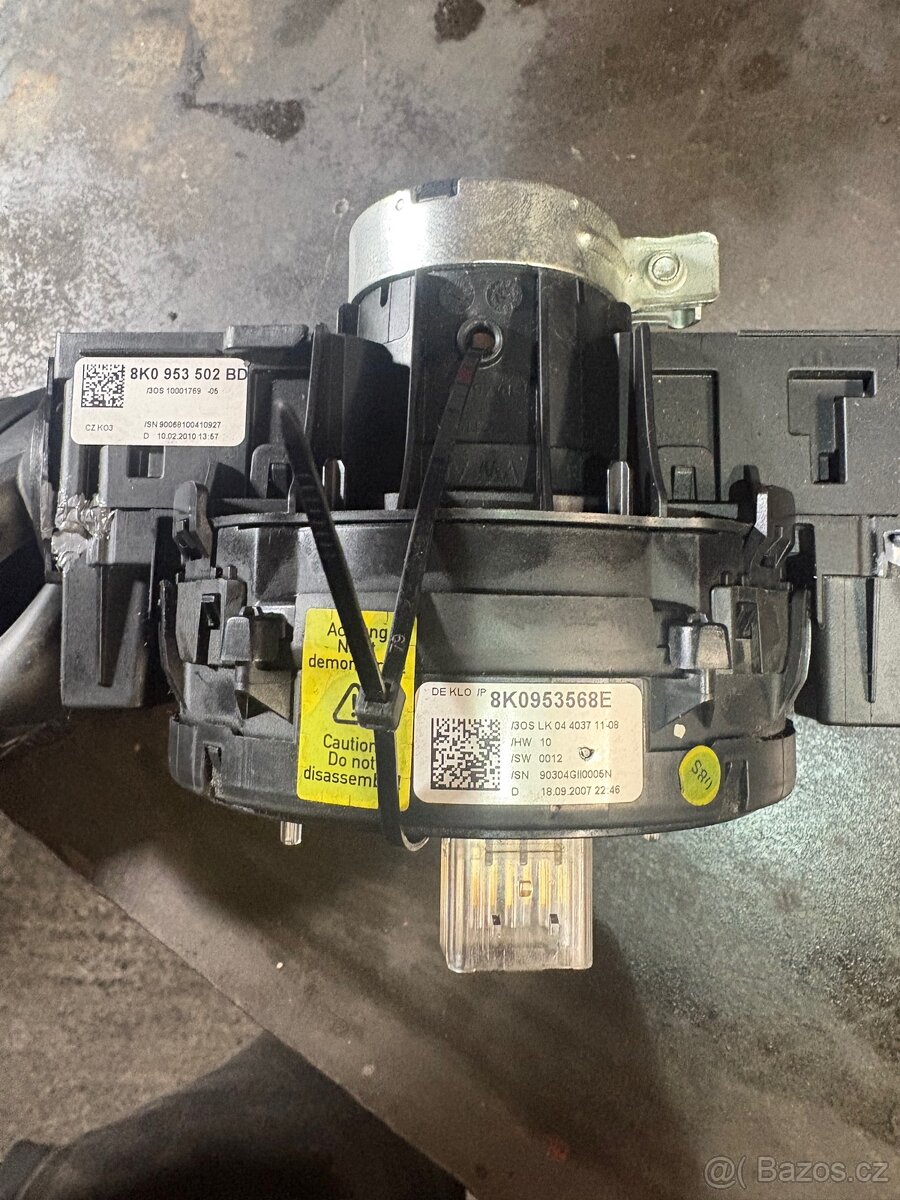 Podvolantový kroužek Audi a páčky - 2