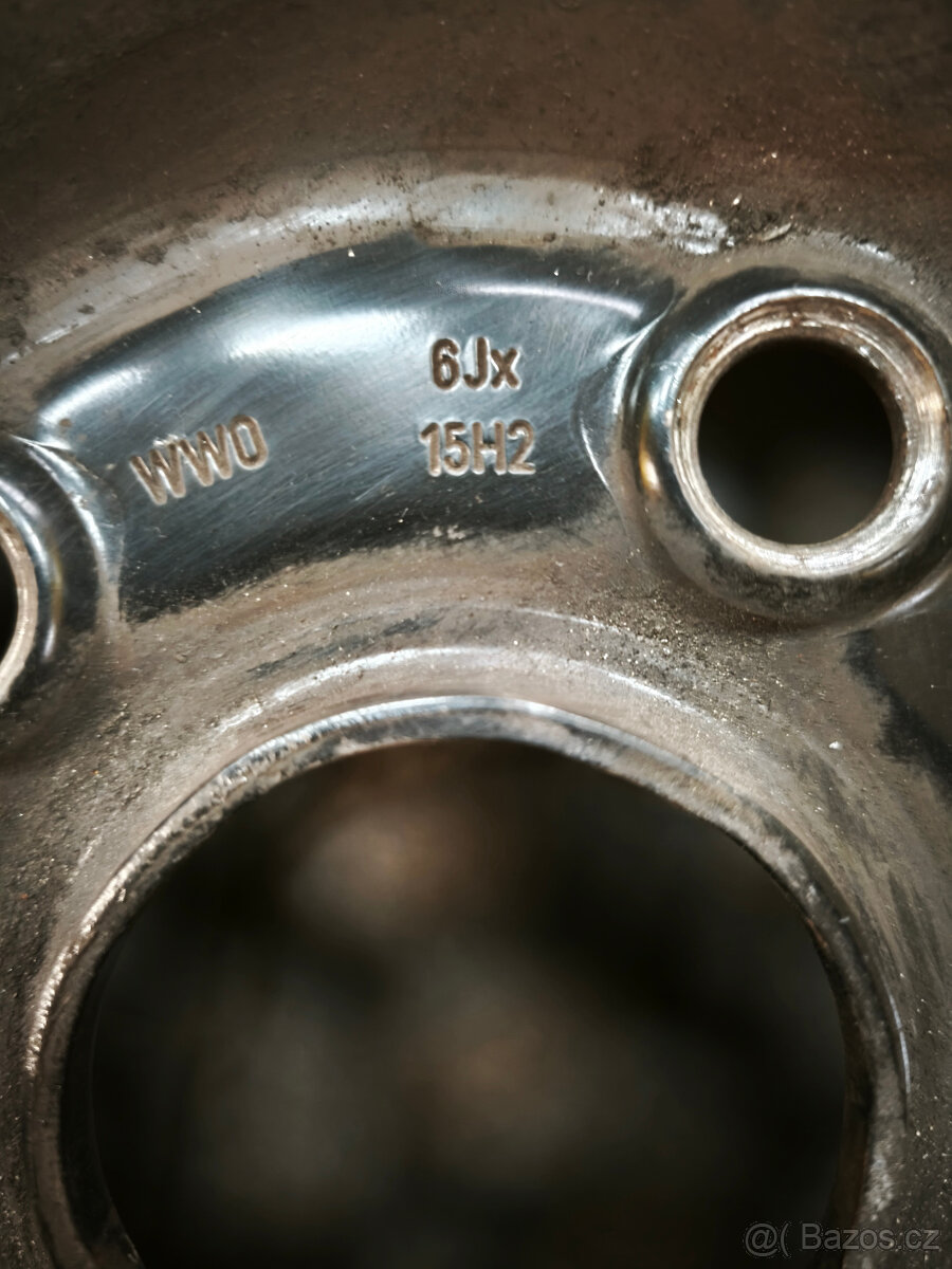 Plechový disk 6x15 ET47 5x112 OCTAVIA II - 2