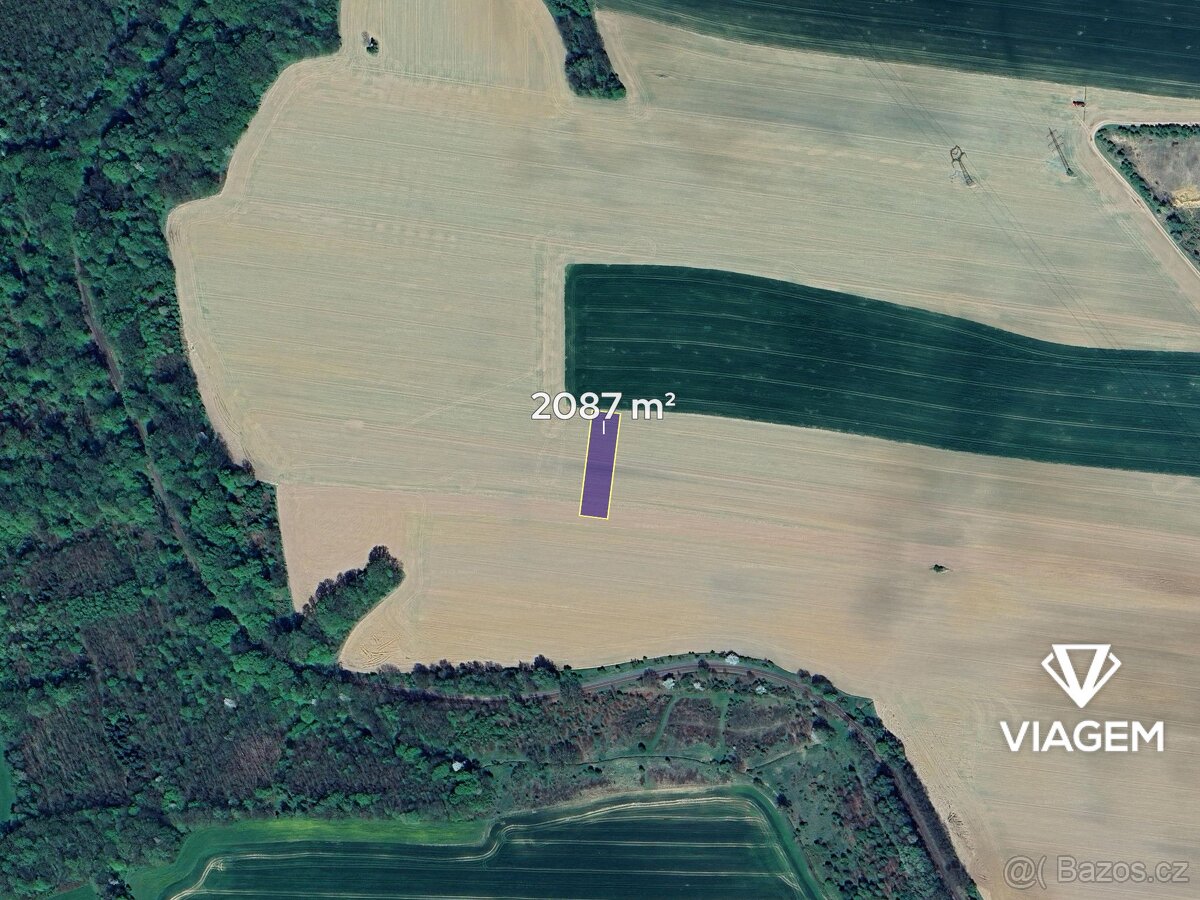 Pole 2 087 m², Podíl 50 % o výměře 1 044 m² - 2